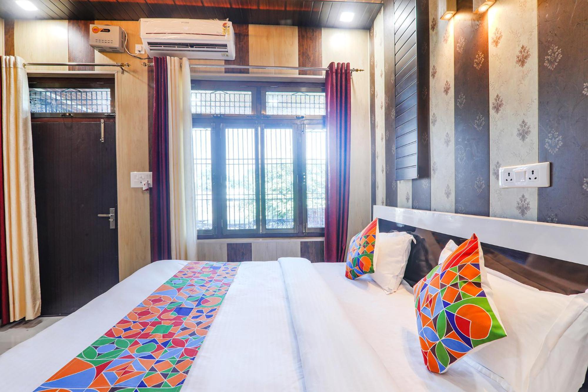 Fabhotel Uma Yugul Ayodhya Buitenkant foto