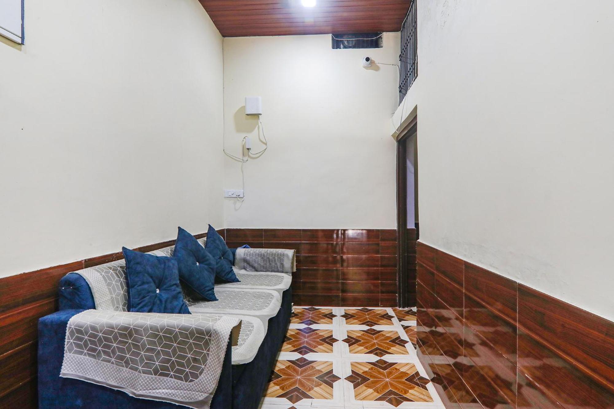 Fabhotel Uma Yugul Ayodhya Buitenkant foto